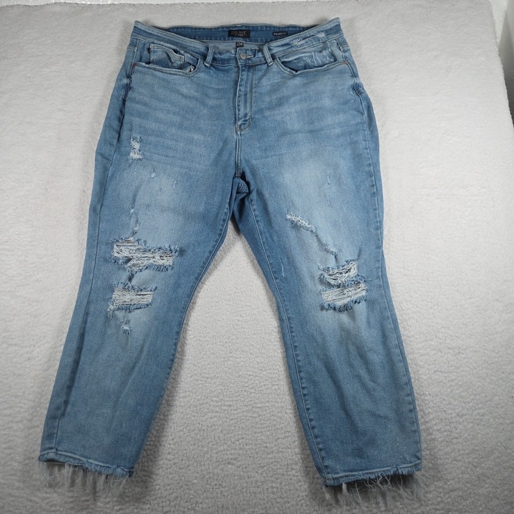 Judy Blue Women's Size 22W Straight Fit Jeans Distressed Wiskerd Y2k